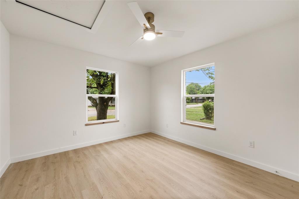 3613 North 25th Street Waco, TX 76708 - Photo 11 of 18