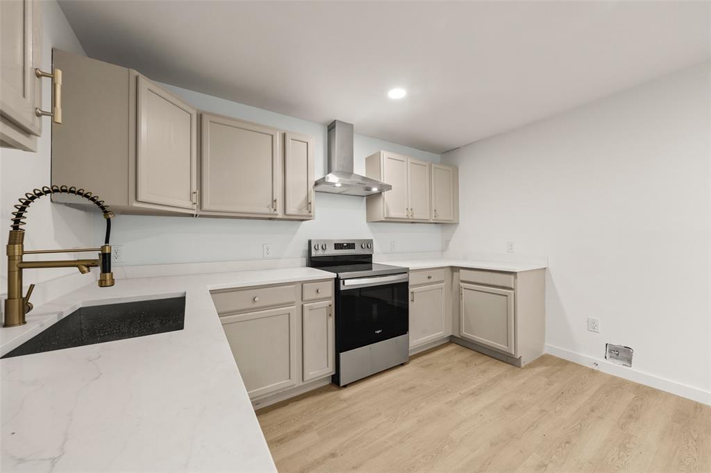 3613 North 25th Street Waco, TX 76708 - Photo 10 of 18