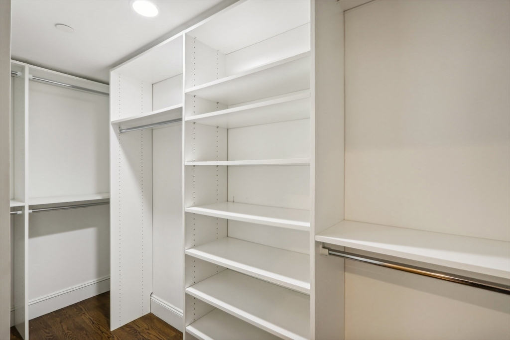 1471 Beacon Street, Unit 2 Brookline, MA 02446 - Photo 16 of 20
