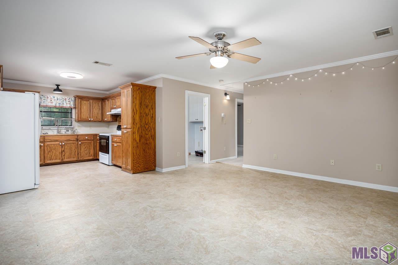 18553 Manchac Point Road Prairieville, LA 70769 - Photo 14 of 37