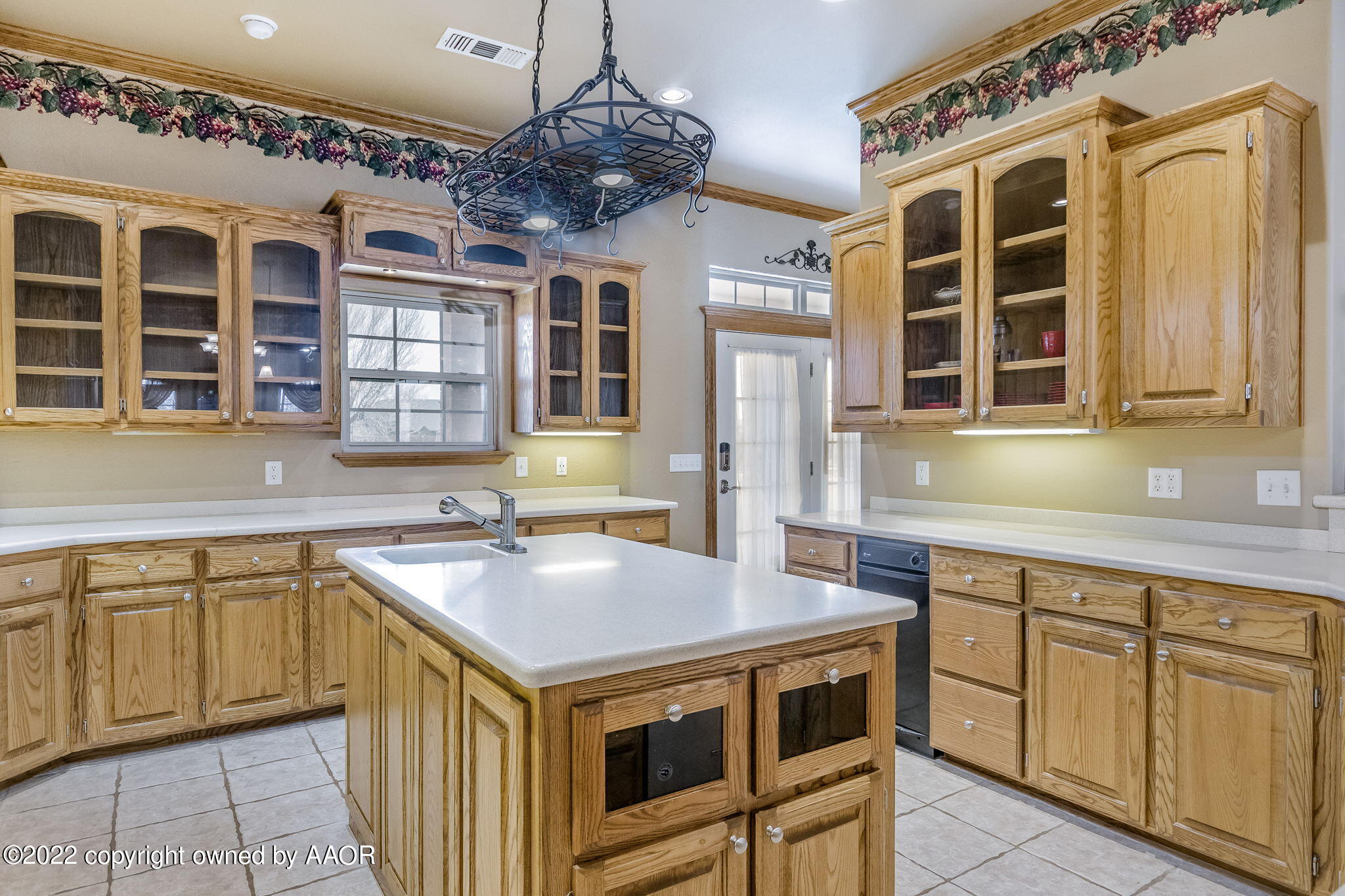 9311 Rj Drive Amarillo, TX 79119 - Photo 8 of 37 Kitchen-2
