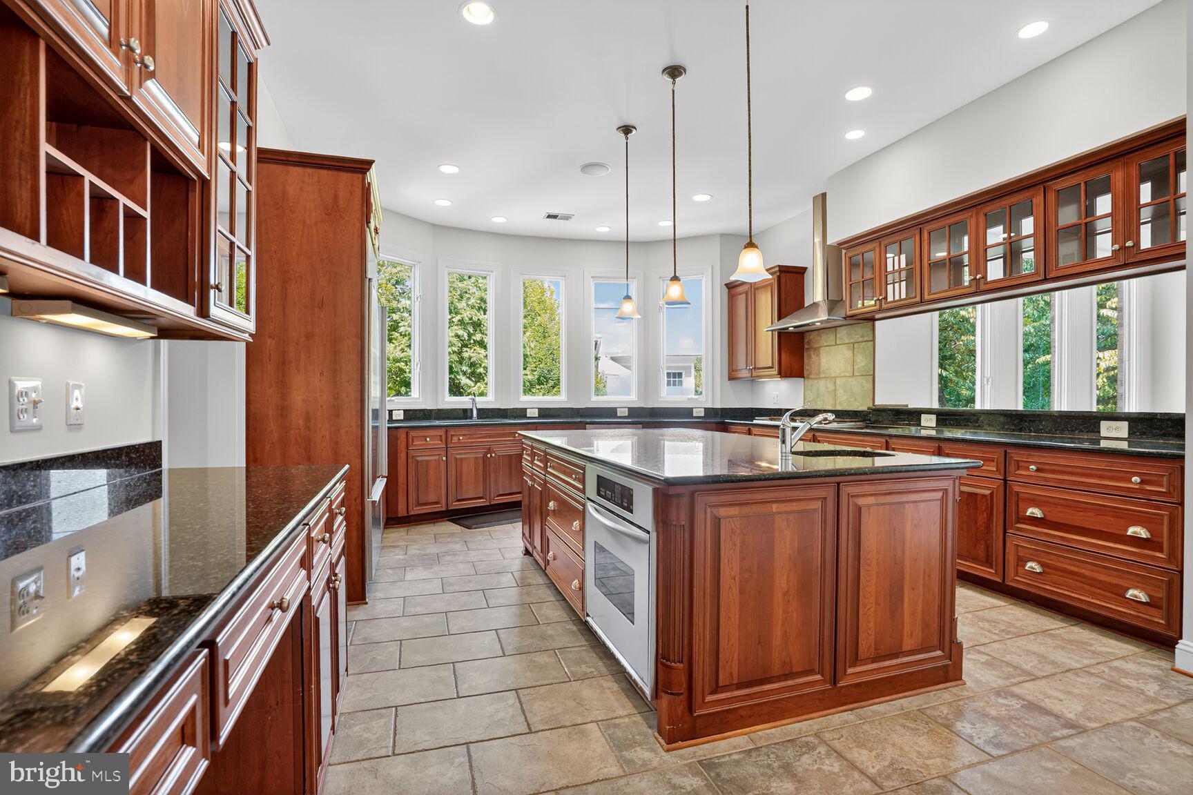 3950 27th Road North Arlington, VA 22207 - Photo 20 of 86 HUGE KT with island and breakfast bar