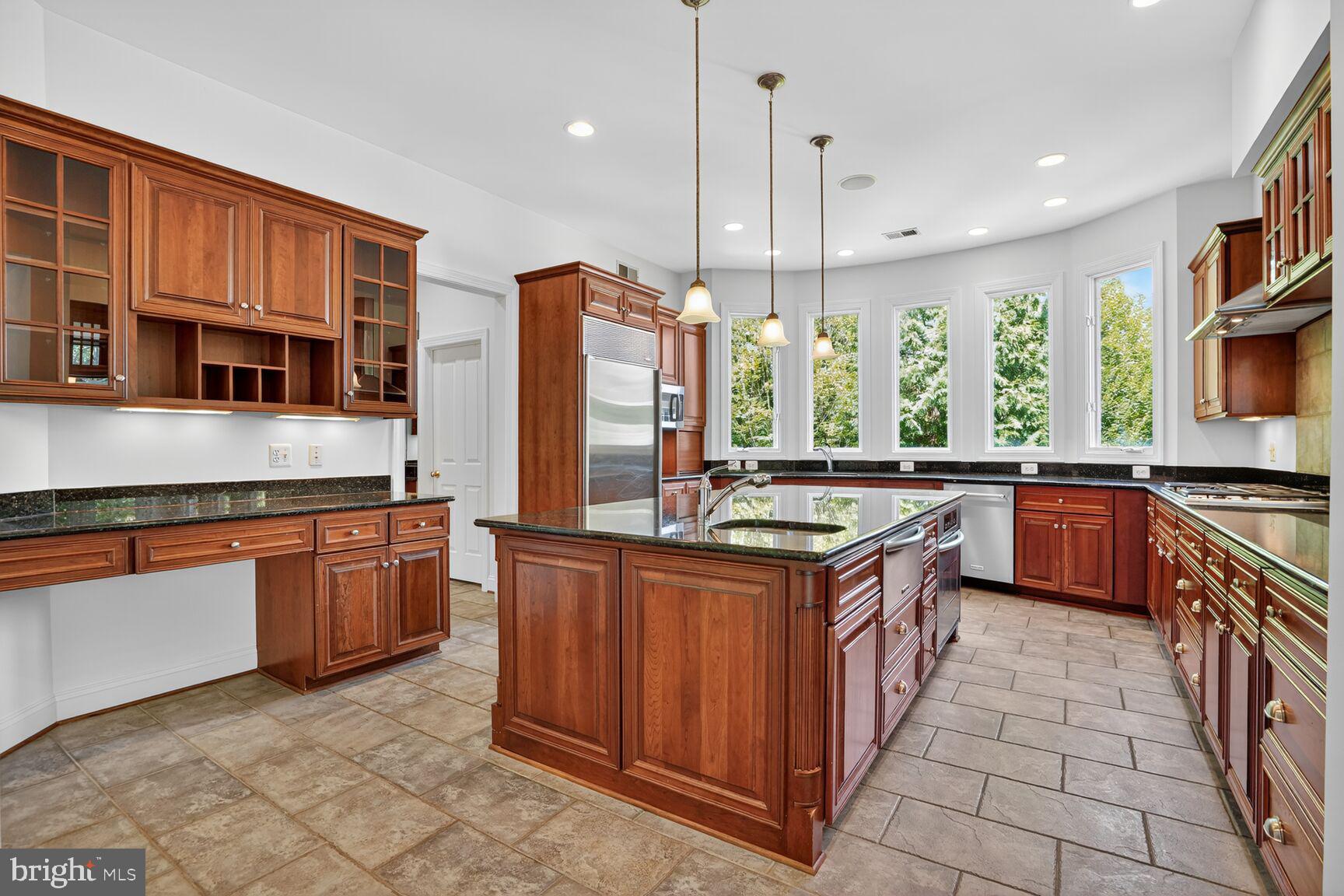 3950 27th Road North Arlington, VA 22207 - Photo 21 of 86 Treed views and desk area in KT