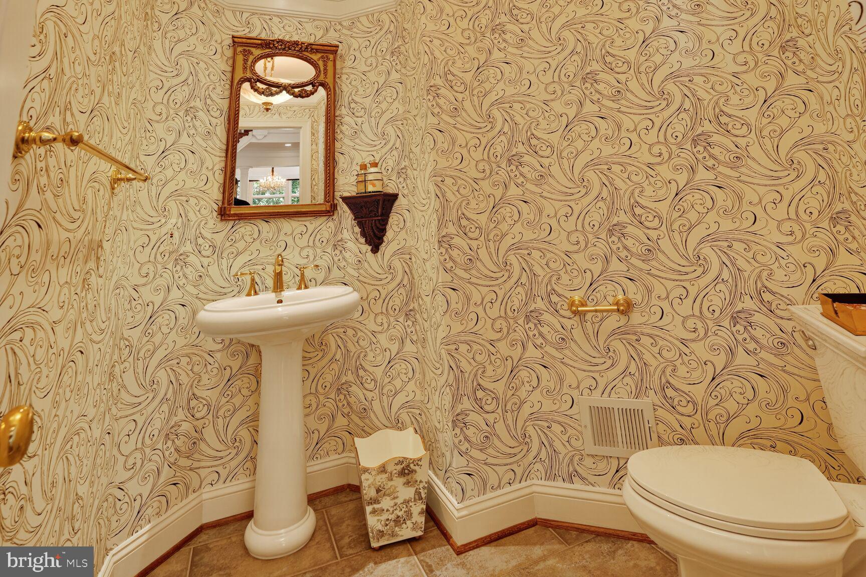 3950 27th Road North Arlington, VA 22207 - Photo 30 of 86 Half bath off foyer