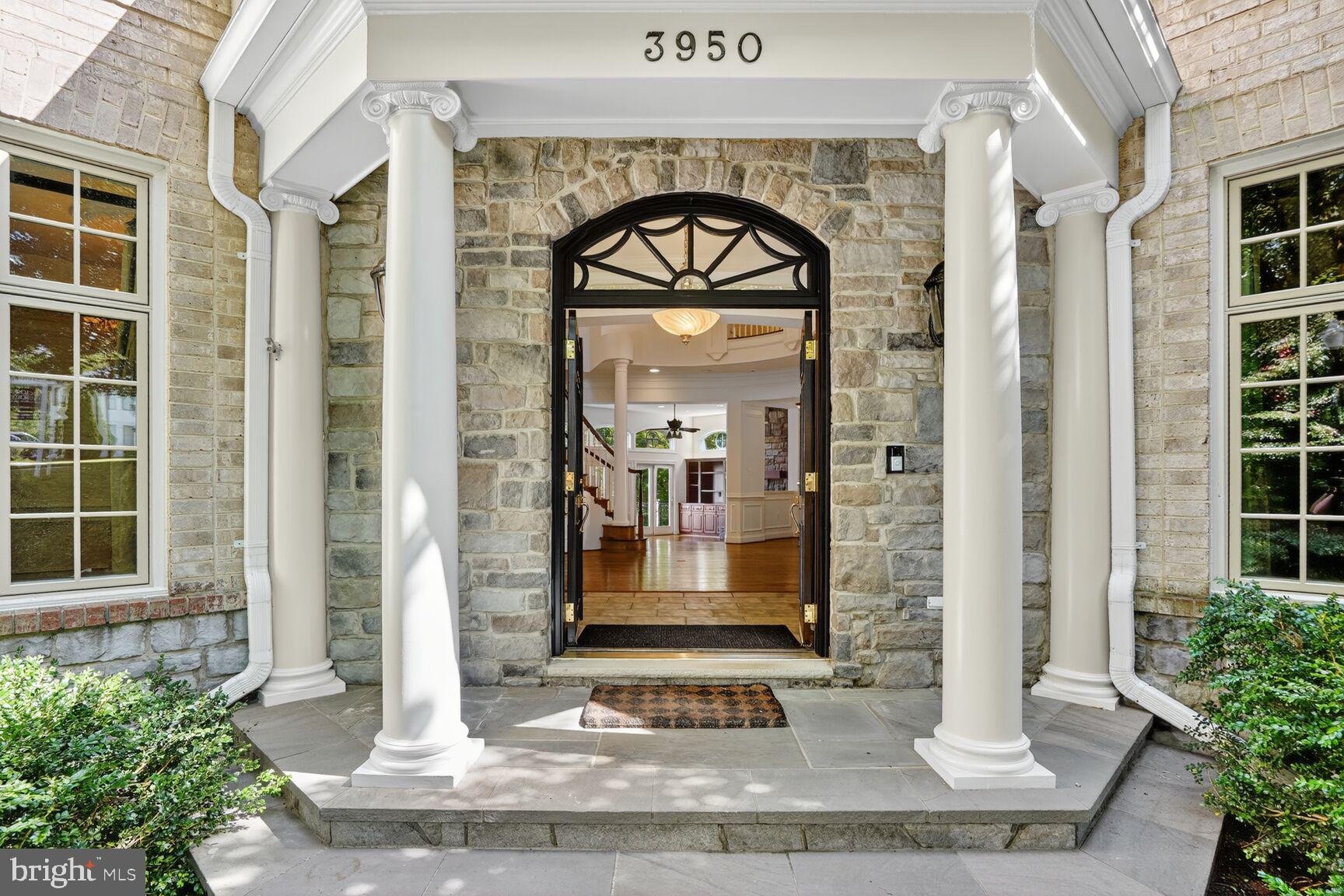 3950 27th Road North Arlington, VA 22207 - Photo 4 of 86 Come in