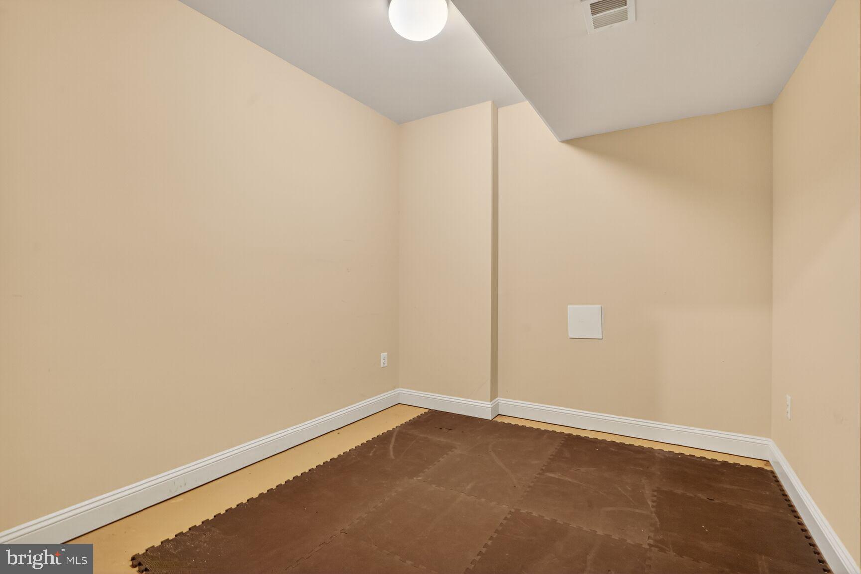 3950 27th Road North Arlington, VA 22207 - Photo 56 of 86 Bonus room just off storage--endless possibilities