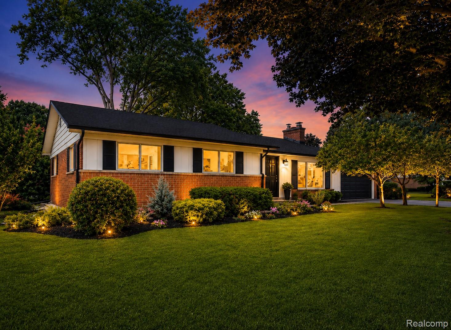 3161 Woodcrest Road Rochester, MI 48309 - Photo 1 of 65 3161 Woodcrest Rd-1.jpg