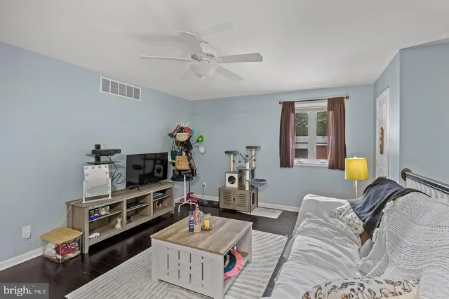 $1,800,000 | 22 Grassy Lake Road, Shamong, NJ 08088