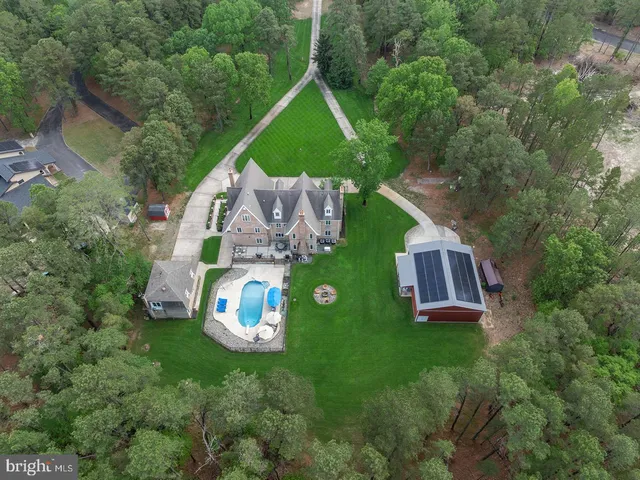 $1,800,000 | 22 Grassy Lake Road, Shamong, NJ 08088