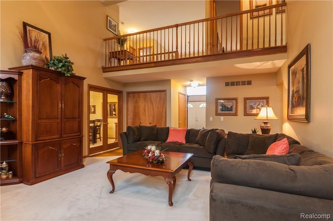 1051 Skyview Court Rochester, MI 48307 - Photo 19 of 40 1051 Skyview-17.jpg