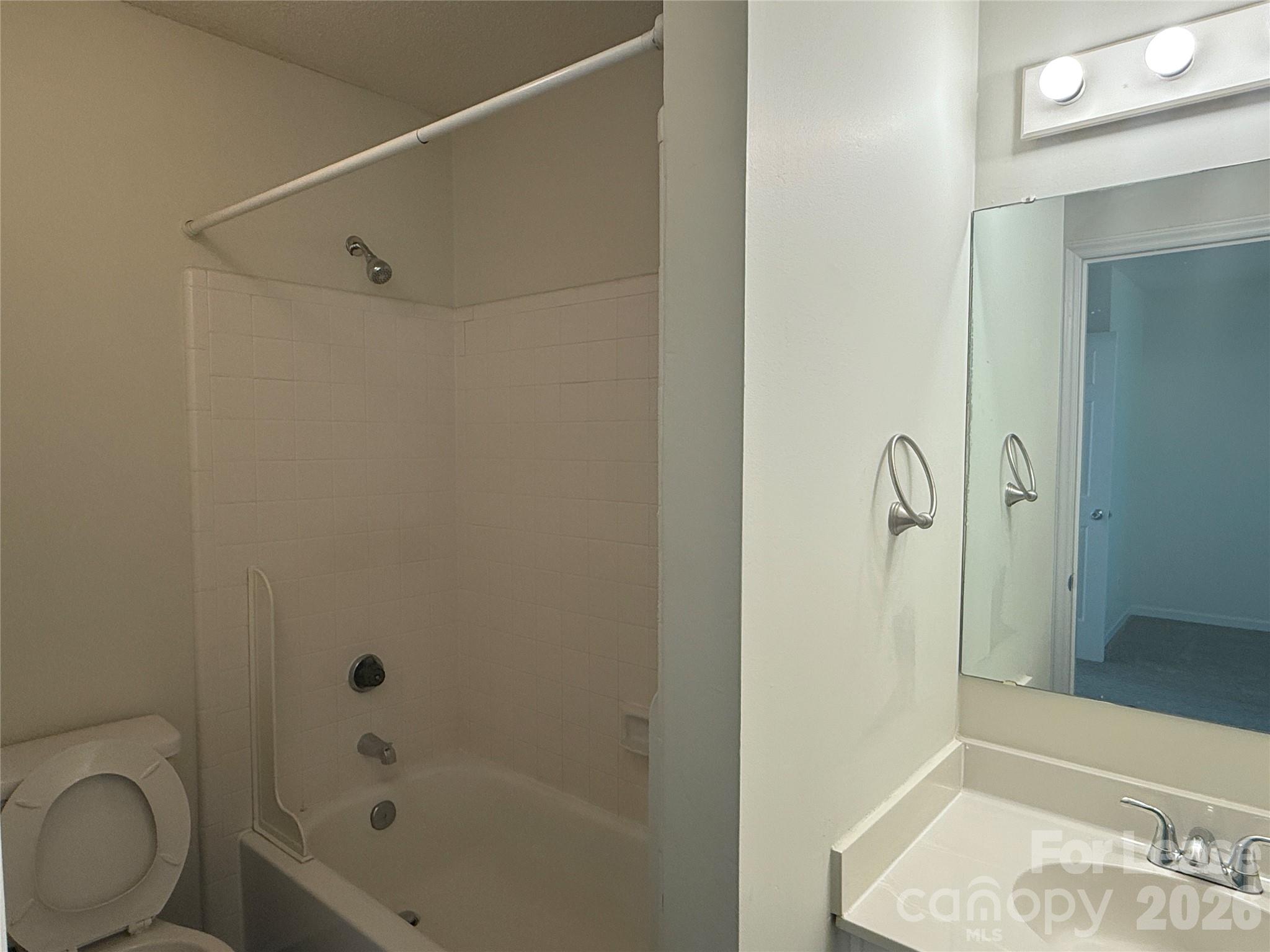 11000 Carmel Crossing Road Charlotte, NC 28226 - Photo 11 of 12