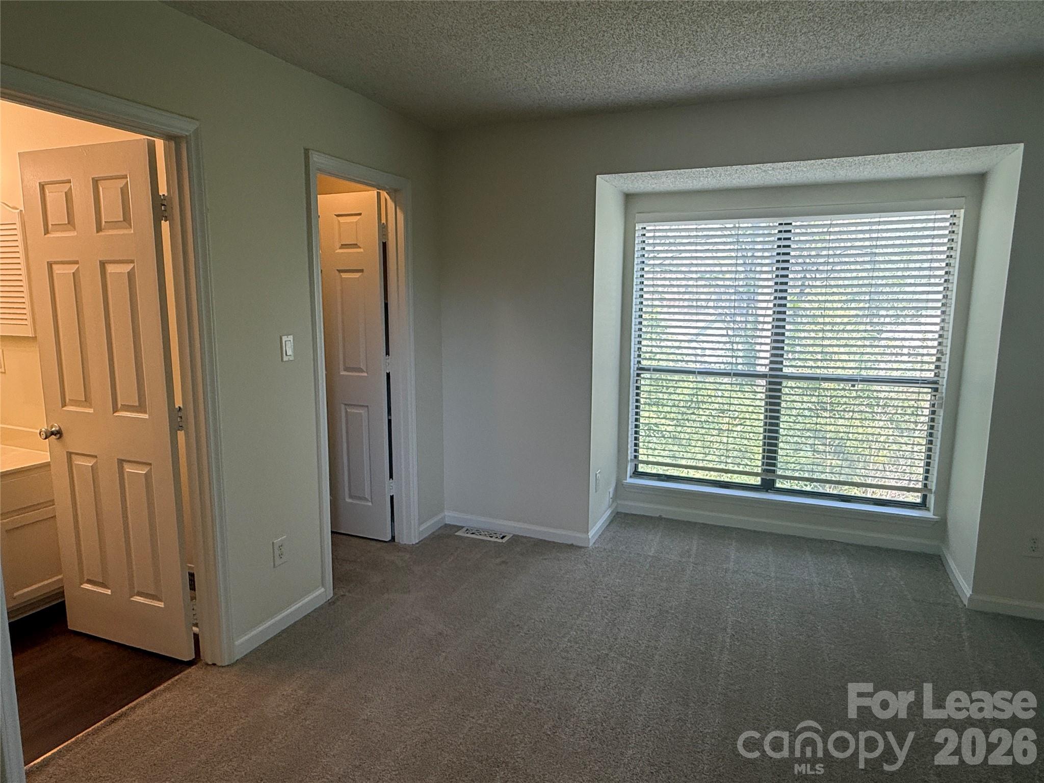11000 Carmel Crossing Road Charlotte, NC 28226 - Photo 6 of 12