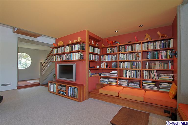 371 Manford Way Pasadena, CA 91105 - Photo 16 of 44 Additional Photo