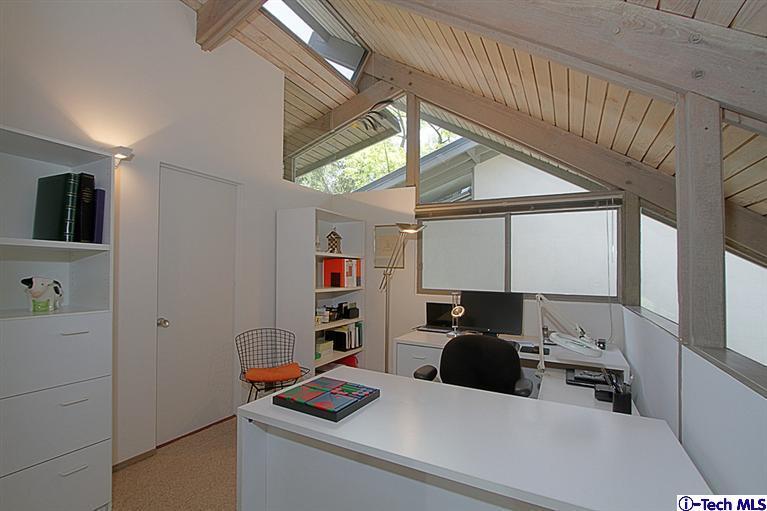 371 Manford Way Pasadena, CA 91105 - Photo 30 of 44 Additional Photo