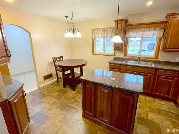 $336,000 | 2706 Berkey Avenue, Goshen, IN 46526