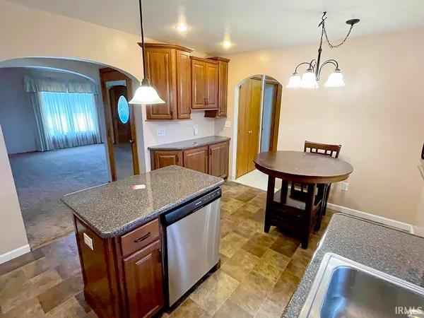 $336,000 | 2706 Berkey Avenue, Goshen, IN 46526