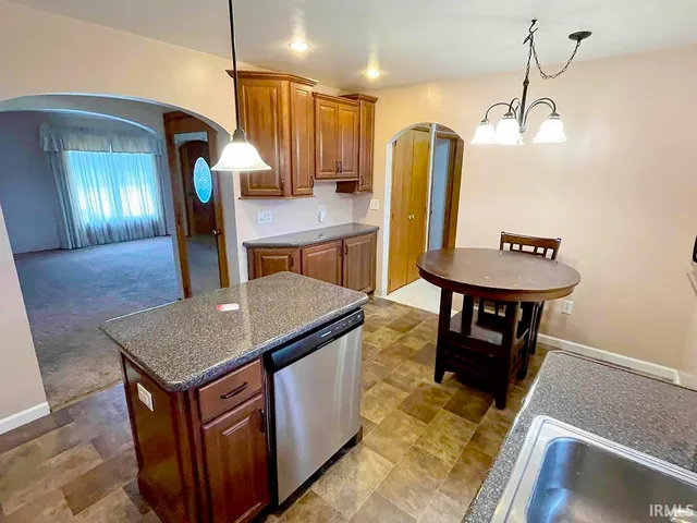 $346,900 | 2706 Berkey Avenue, Goshen, IN 46526