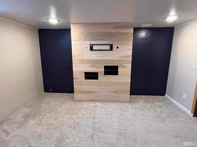 $346,900 | 2706 Berkey Avenue, Goshen, IN 46526