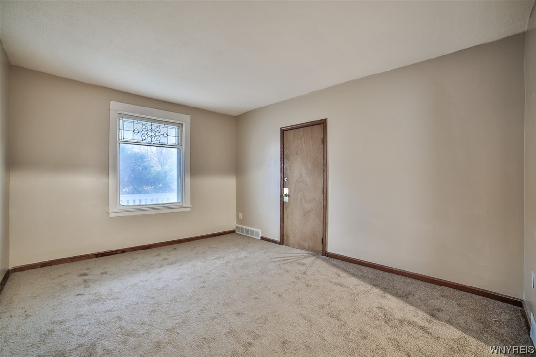 214 Abbott Road Buffalo, NY 14220 - Photo 11 of 50