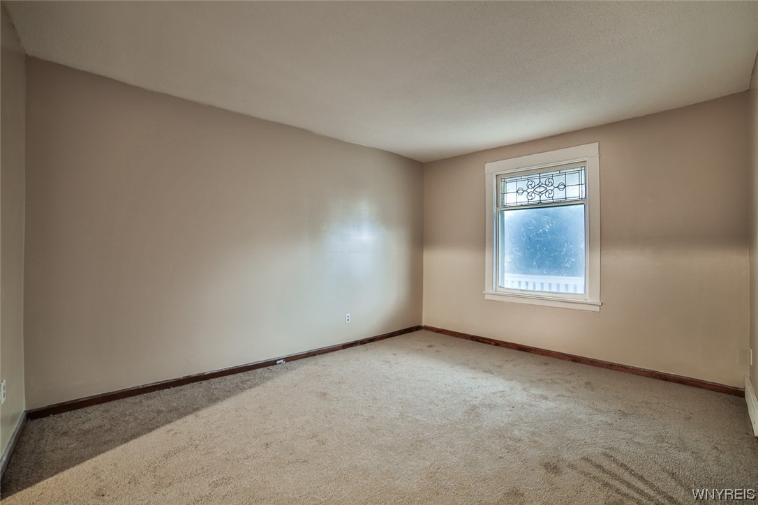 214 Abbott Road Buffalo, NY 14220 - Photo 13 of 50