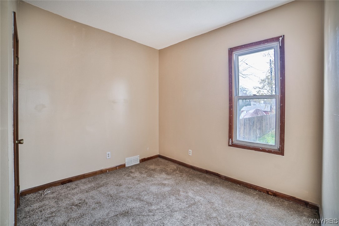 214 Abbott Road Buffalo, NY 14220 - Photo 28 of 50