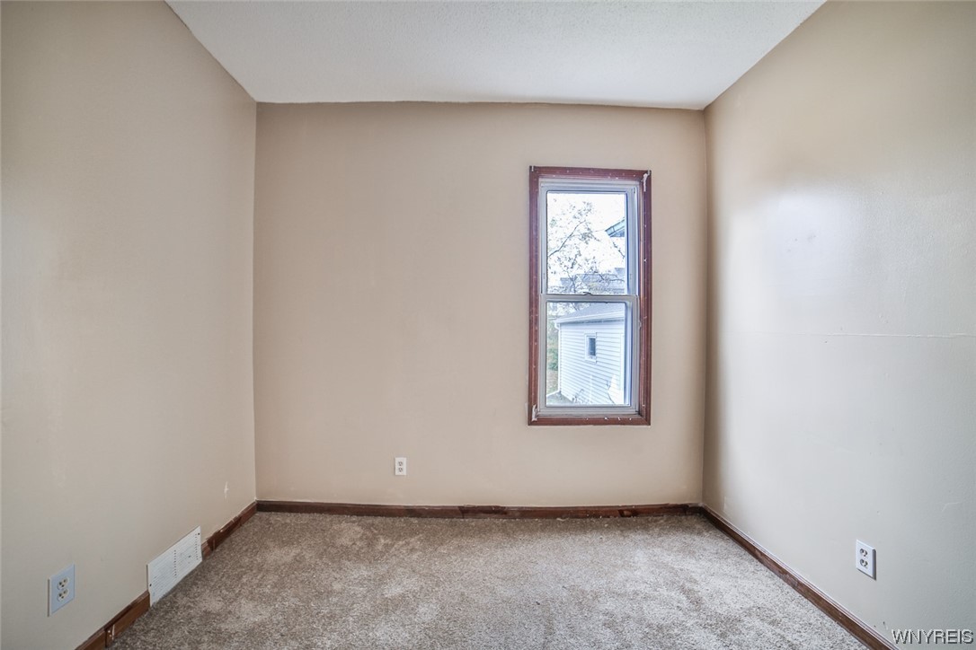 214 Abbott Road Buffalo, NY 14220 - Photo 30 of 50