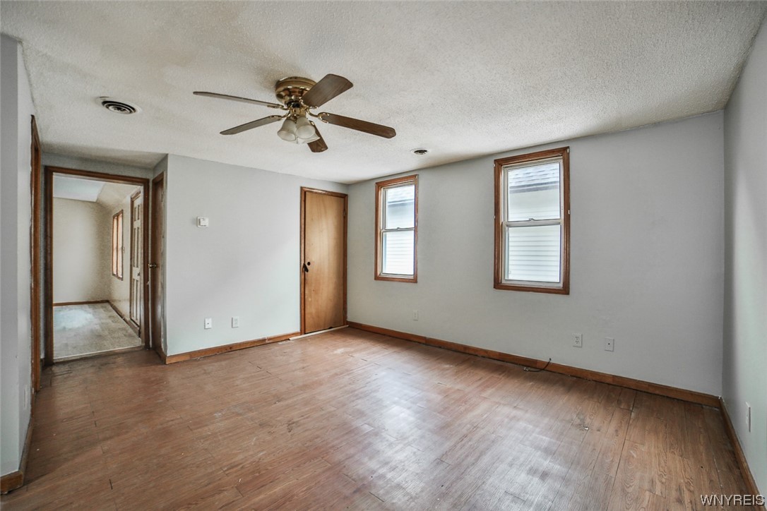 214 Abbott Road Buffalo, NY 14220 - Photo 35 of 50