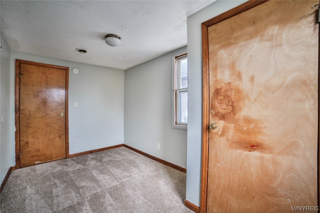 214 Abbott Road Buffalo, NY 14220 - Photo 39 of 50