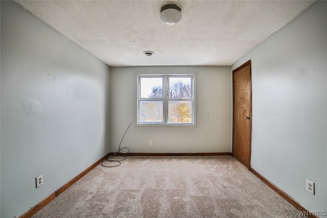 214 Abbott Road Buffalo, NY 14220 - Photo 41 of 50