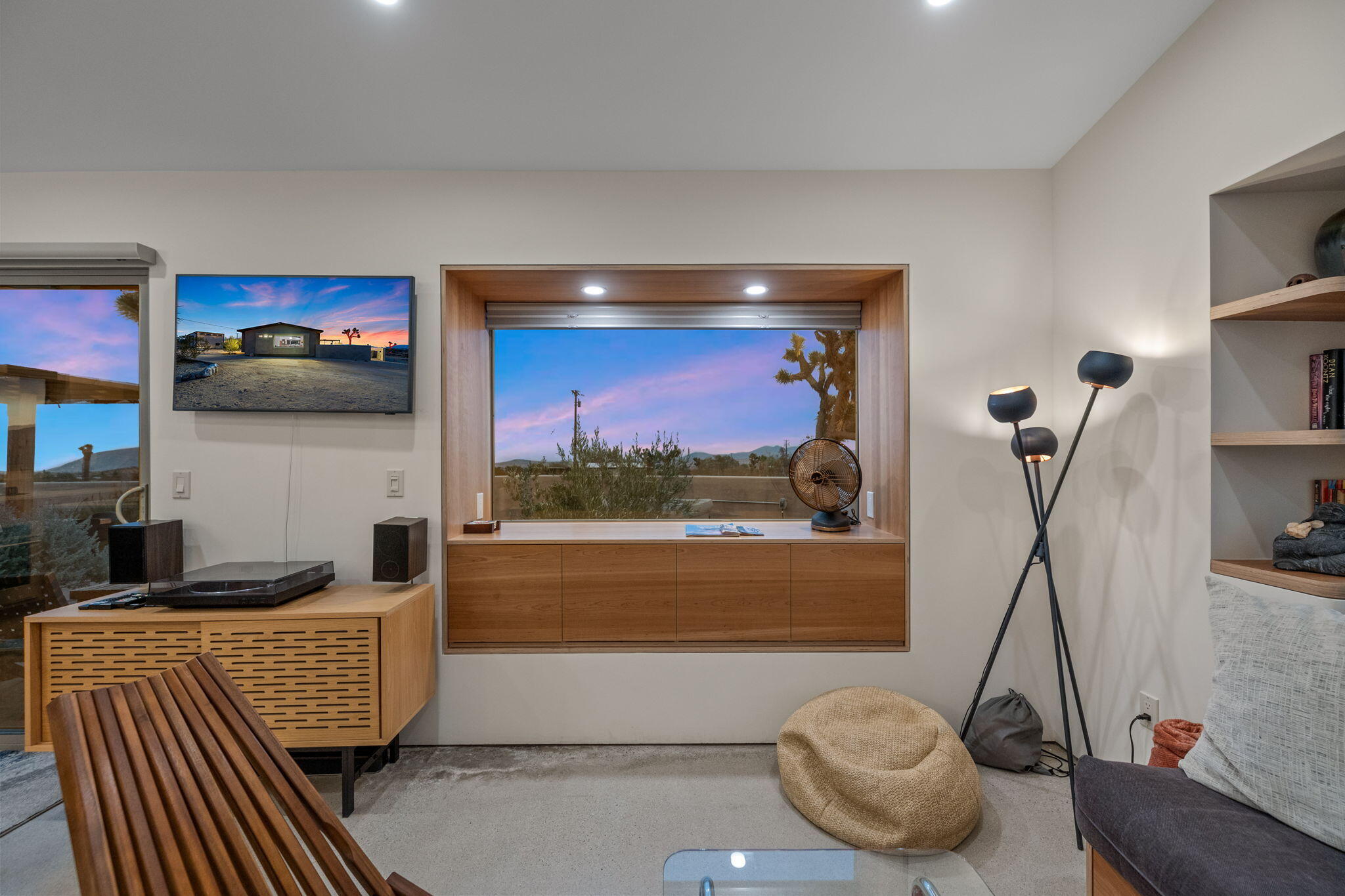 56568 Handley Road Yucca Valley, CA 92284 - Photo 21 of 71 78-web-or-mls-8M4A7008