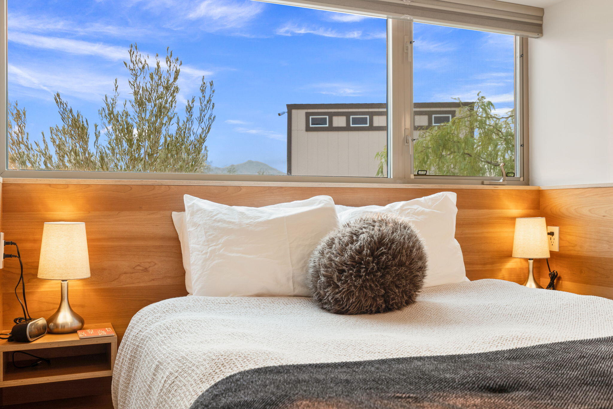 56568 Handley Road Yucca Valley, CA 92284 - Photo 25 of 71 42-web-or-mls-8M4A6883