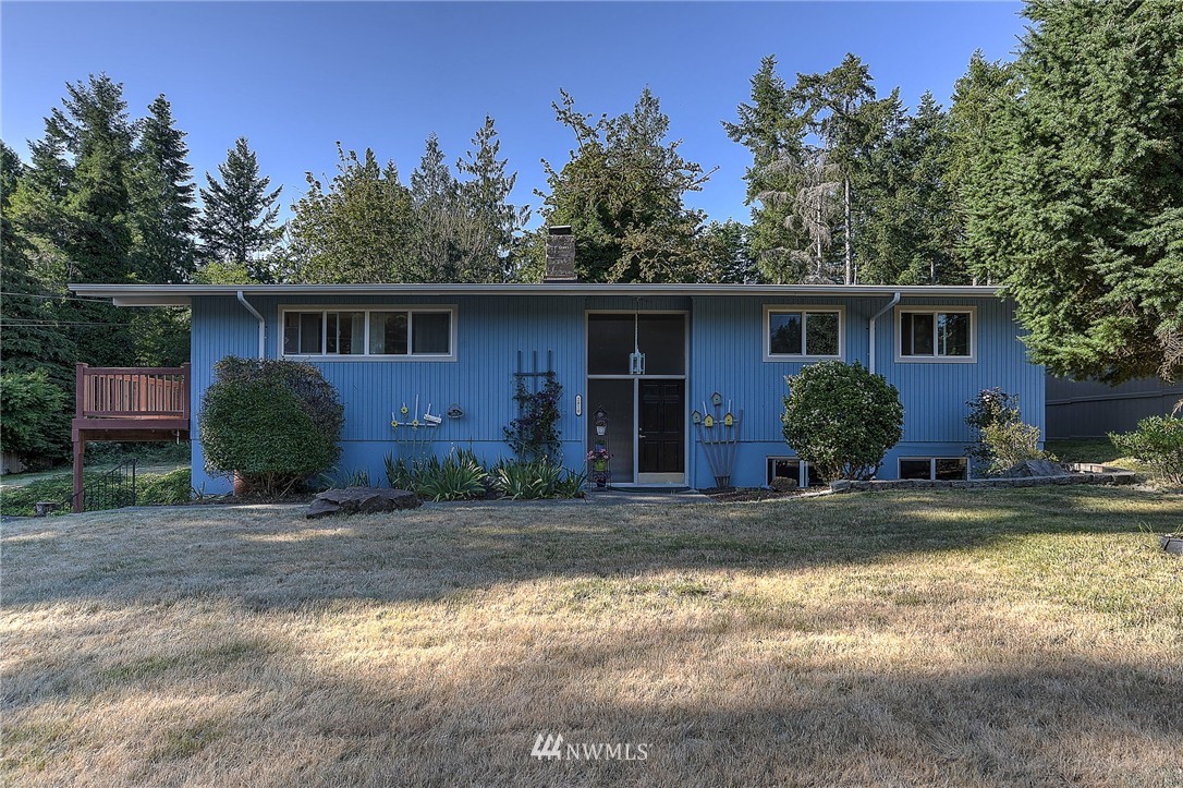 2810 Country Club Road Northwest Olympia, WA 98502 - Photo 3 of 25 Gallery Image 3