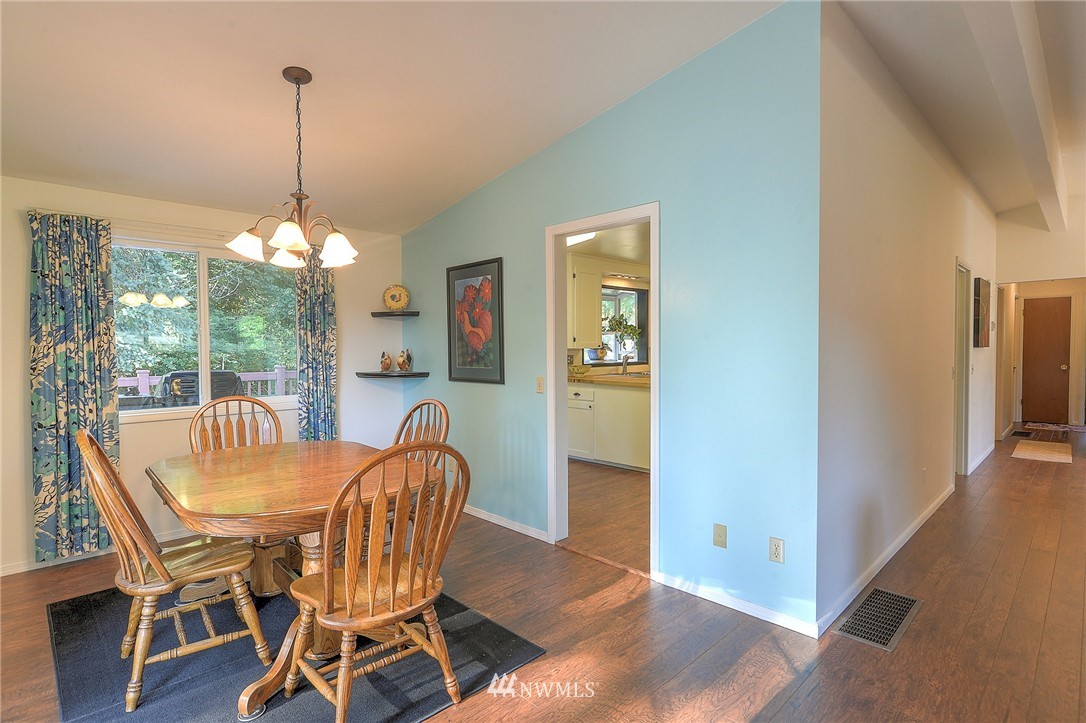 2810 Country Club Road Northwest Olympia, WA 98502 - Photo 9 of 25 Gallery Image 9