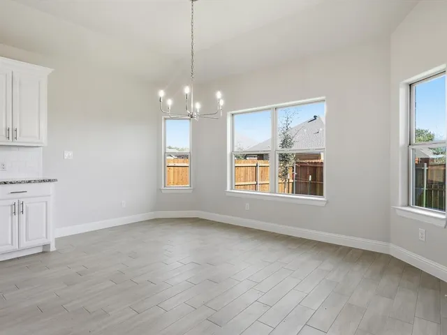 $316,888 | 724 Raylan, Springtown, TX 76082