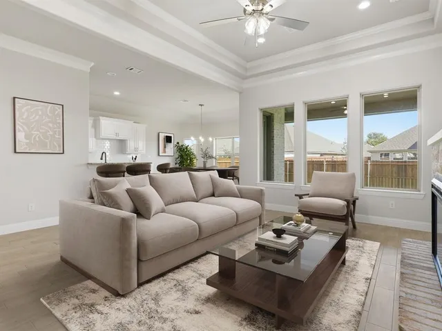 $316,888 | 724 Raylan, Springtown, TX 76082