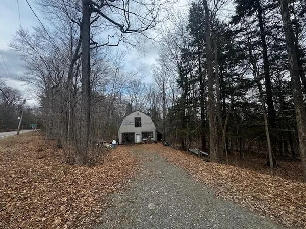 $81,750 | 701 Malbons Mills Road, Skowhegan, ME 04976