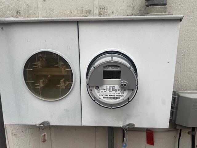 701 Malbons Mills Road Skowhegan, ME 04976 - Photo 6 of 9 IMG_2340