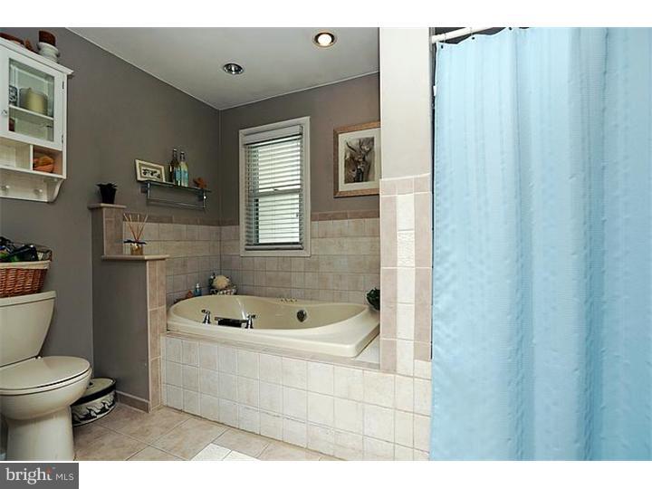 318 Garden Road Oreland, PA 19075 - Photo 14 of 23 Master Bathroom