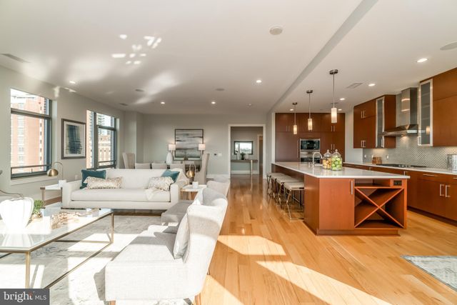 $3,100,000 | 601 North Fairfax Street, Unit 513, Alexandria, VA 22314