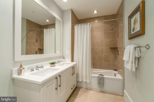 $3,100,000 | 601 North Fairfax Street, Unit 513, Alexandria, VA 22314