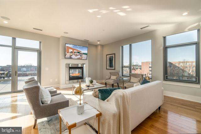 $3,100,000 | 601 North Fairfax Street, Unit 513, Alexandria, VA 22314