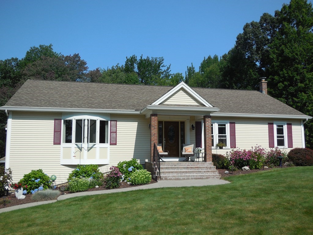 85 Mountain Road Holyoke, MA 01040 - Photo 1 of 28