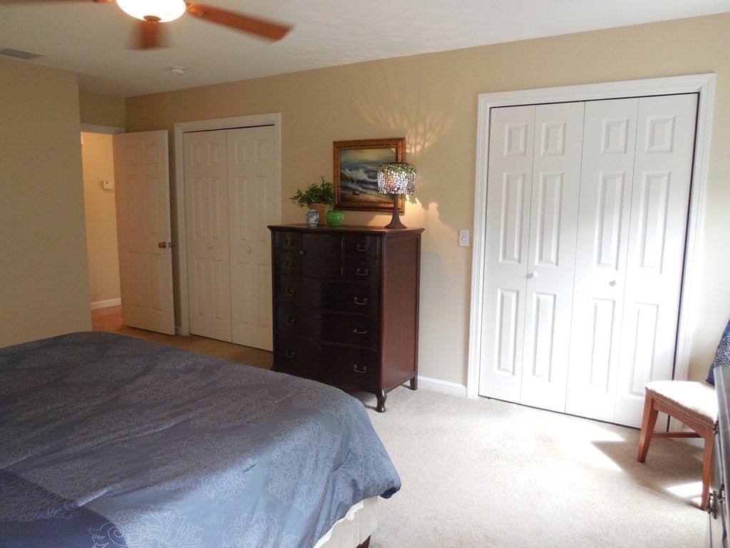 85 Mountain Road Holyoke, MA 01040 - Photo 11 of 28