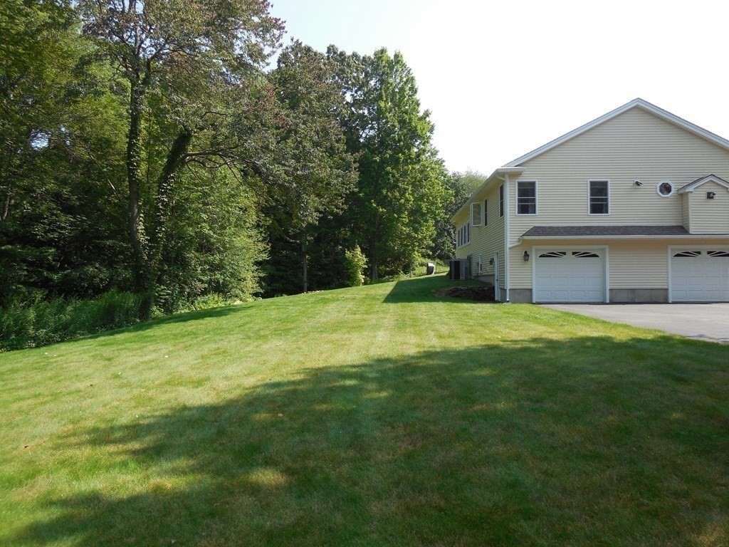 85 Mountain Road Holyoke, MA 01040 - Photo 25 of 28
