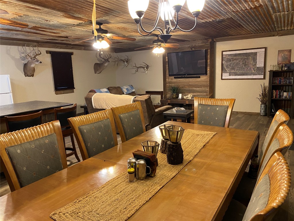 906 C R 235 Old Glory, TX 79540 - Photo 14 of 40 a living room with furniture and a flat screen tv