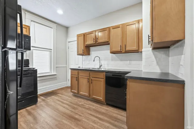 $160,000 | 344 West Dewald Street, Fort Wayne, IN 46802