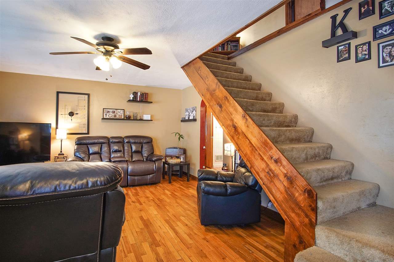 406 South Apple Road Osceola, IN 46561 - Photo 4 of 22 Gallery Image 4