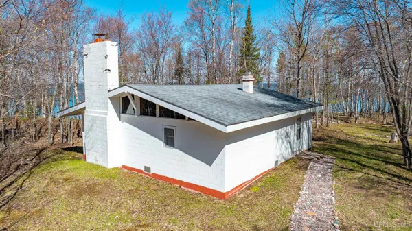 $630,000 | 57801 Lakeshore Drive, Calumet, MI 49913