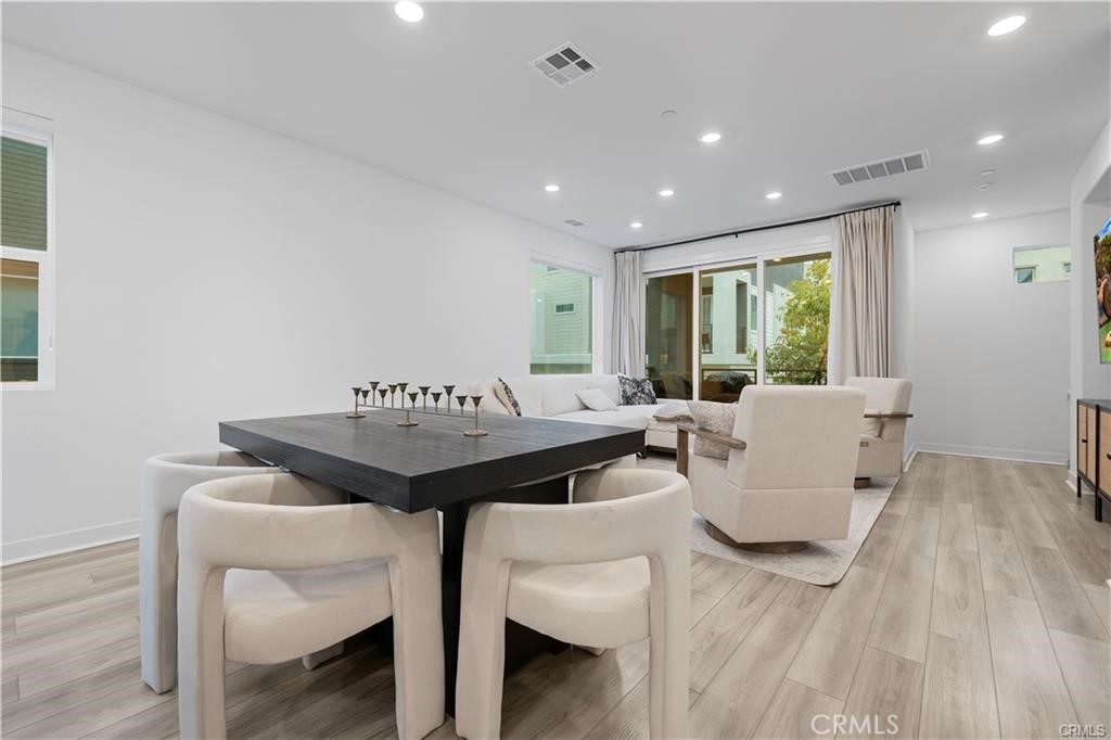 26799 Keystone Loop Valencia, CA 91381 - Photo 11 of 71