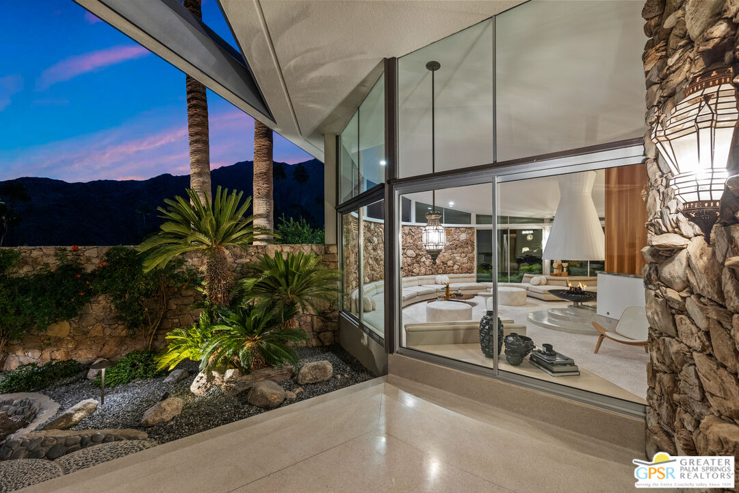 1350 Ladera Circle Palm Springs, CA 92262 - Photo 5 of 10 a view of parking garage